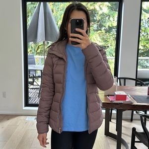 Lululemon Mauve Pack It Down Jacket  - Removable Hoodie - Packable - Size US 4